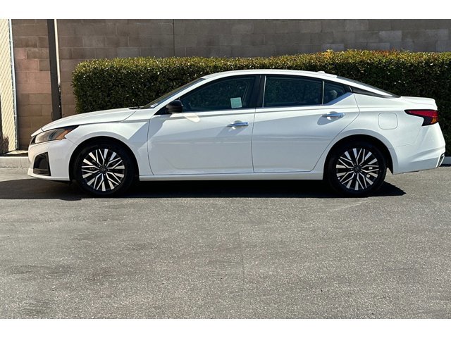 2025 Nissan Altima SV - Photo 7