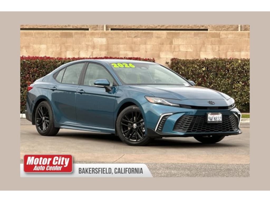 Used 2026 Toyota Camry SE Sedan