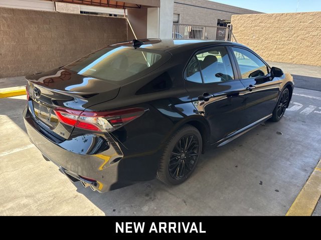 2022 Toyota Camry SE photo 4