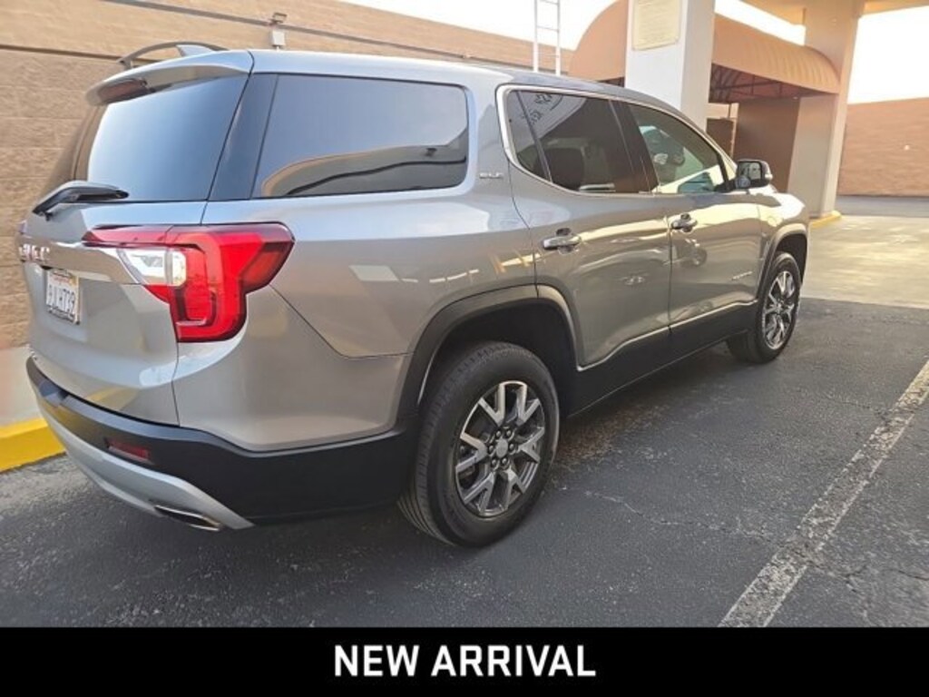 Used 2023 GMC Acadia SLE SUV