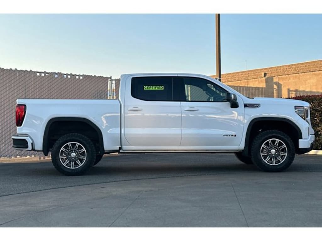 Used 2025 GMC Sierra 1500 AT4 Truck Crew Cab