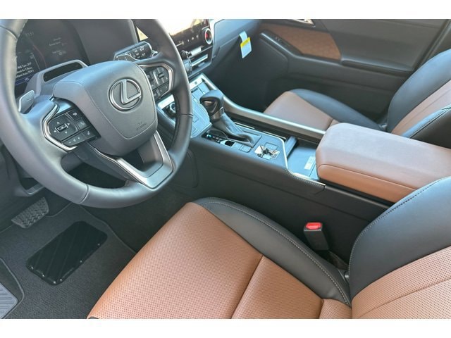 2026 Lexus GX Premium+ - Photo 11