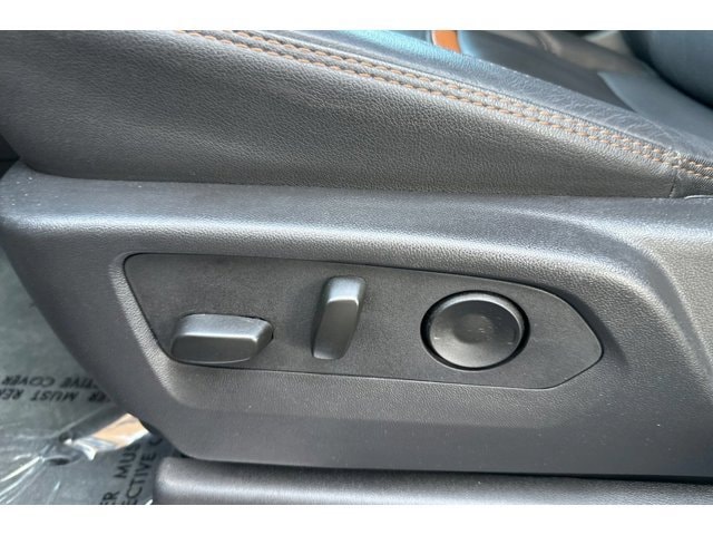 2025 GMC Sierra 1500 AT4 - Photo 12