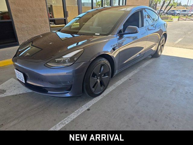 2023 Tesla Model 3 -'s photo