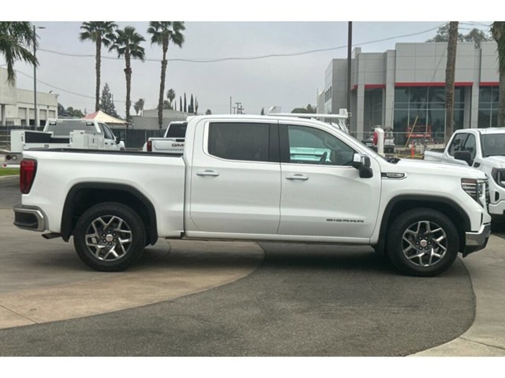 Used 2022 GMC Sierra 1500 SLT Truck Crew Cab