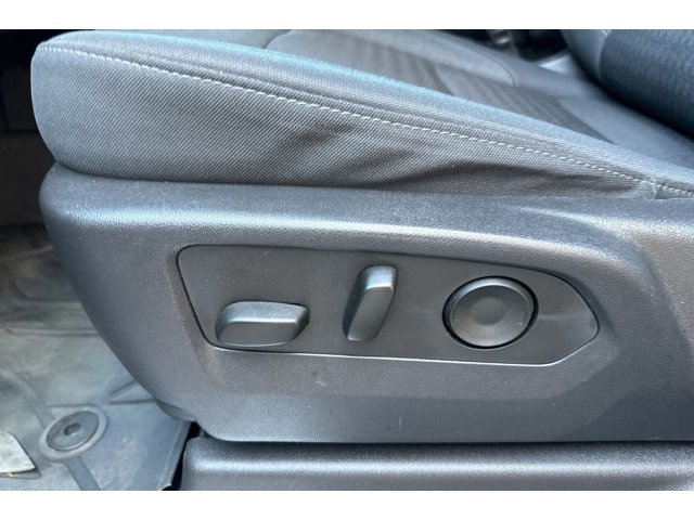 2023 Chevrolet Silverado 1500 LT - Photo 12