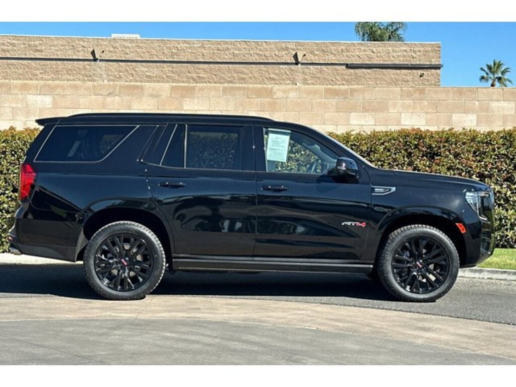 Used 2024 GMC Yukon AT4 SUV