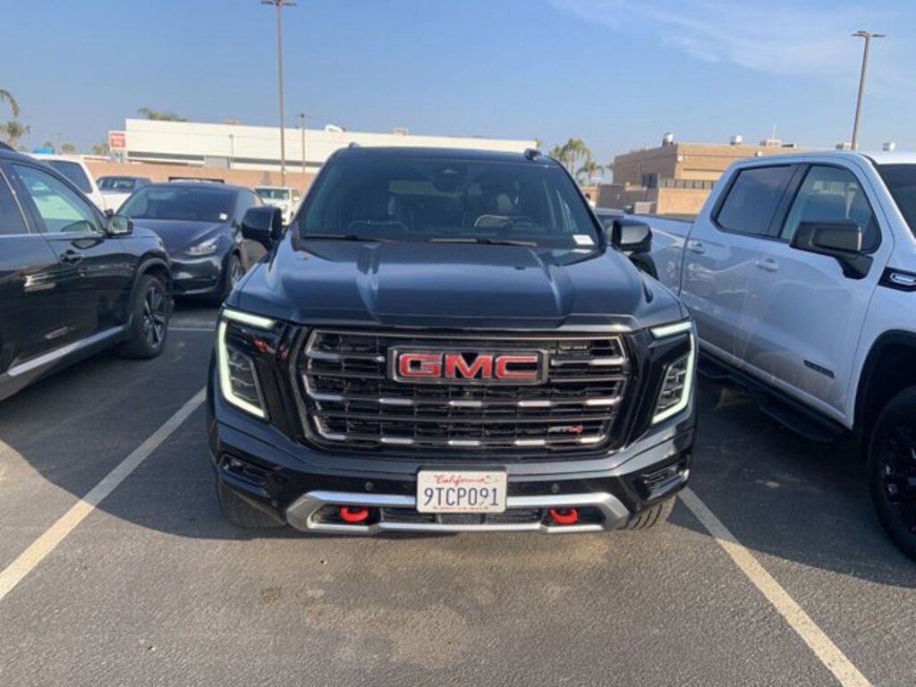 Used 2025 GMC Yukon AT4 Ultimate SUV