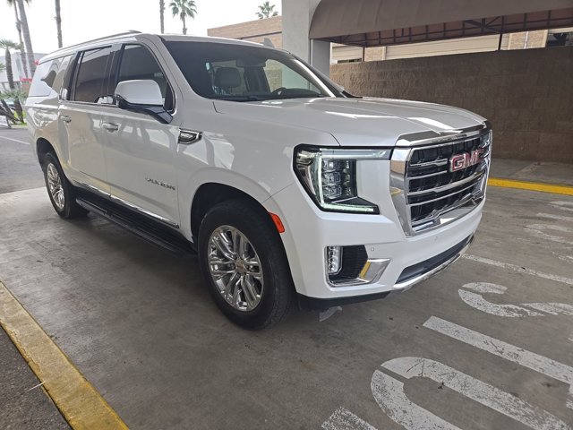 2023 Gmc Yukon XL SLT photo 3