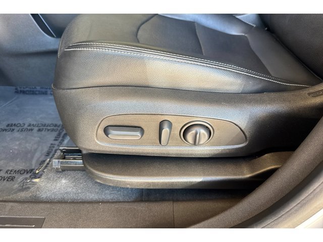 2022 GMC Terrain SLT - Photo 12