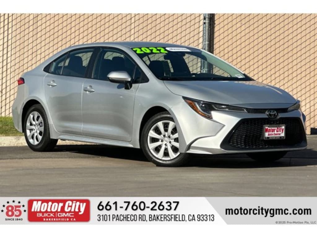 Used 2022 Toyota Corolla LE Sedan