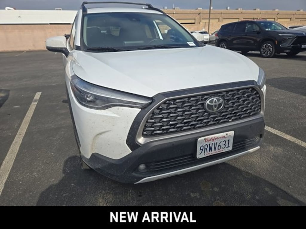 Used 2022 Toyota Corolla Cross XLE SUV