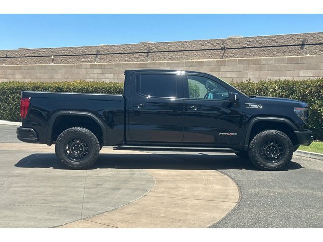 2024 Gmc Sierra 1500 AT4X photo 3