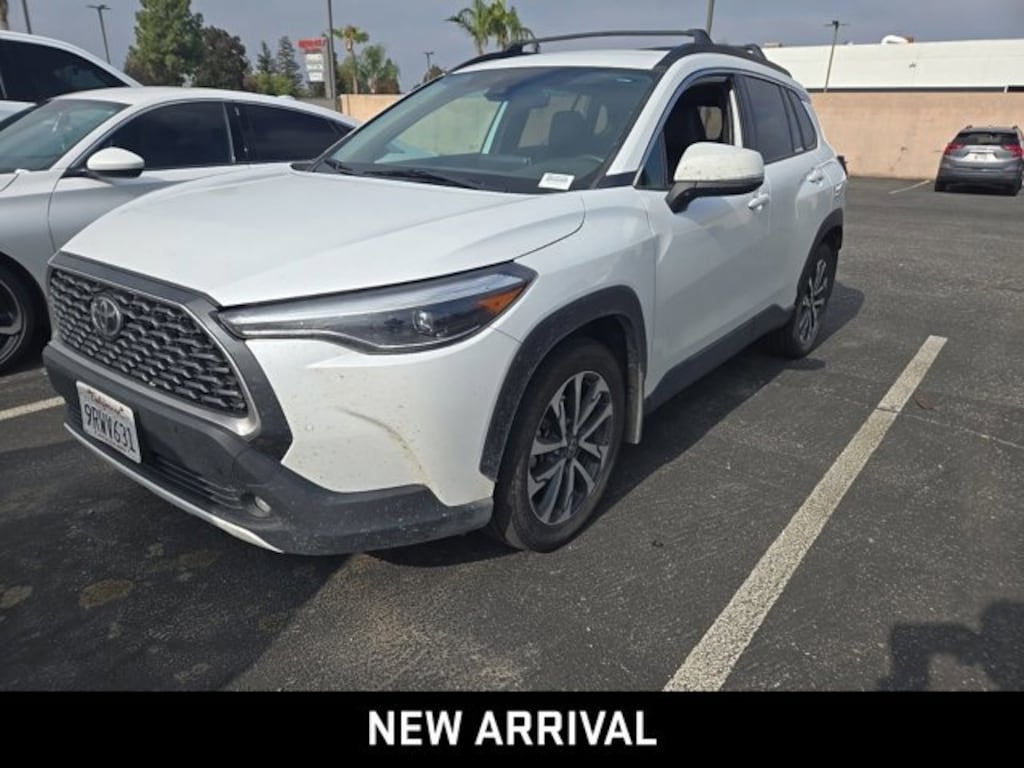 Used 2022 Toyota Corolla Cross XLE SUV
