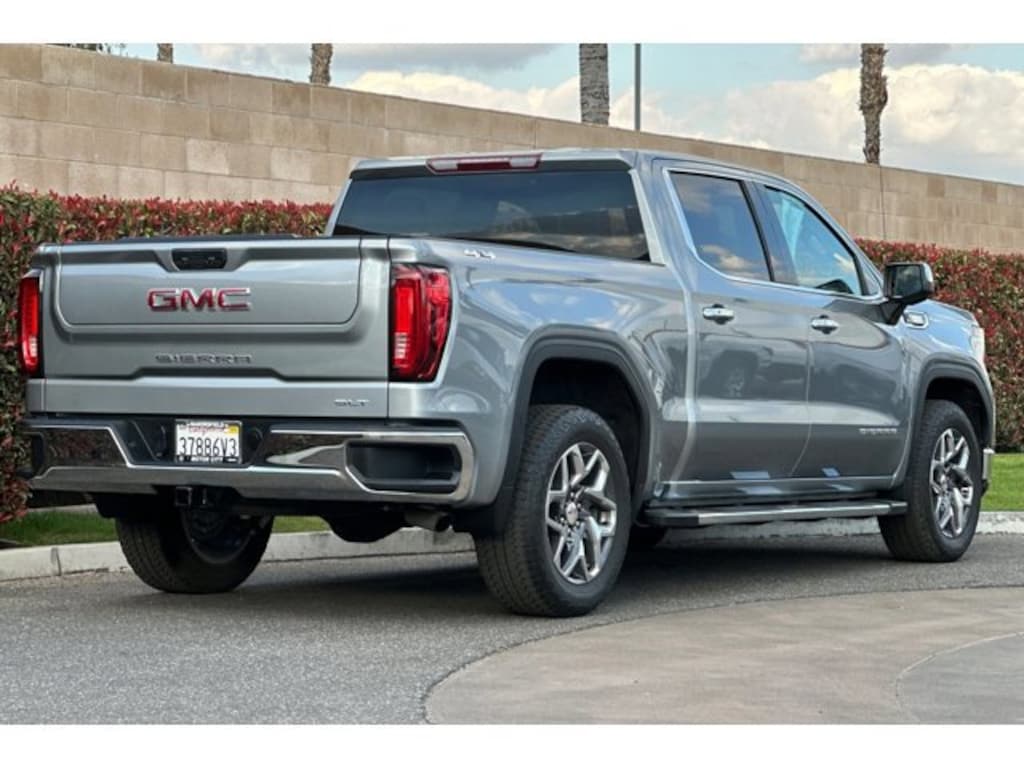 Used 2023 GMC Sierra 1500 SLT Truck Crew Cab