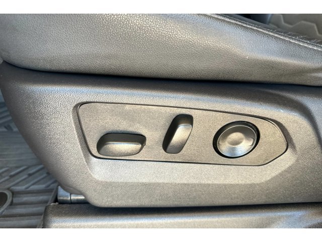 2024 Chevrolet Silverado 1500 ZR2 - Photo 12