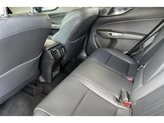 2025 Lexus NX 250 - Photo 13