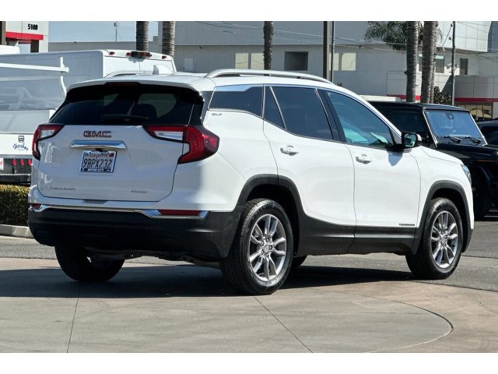Used 2022 GMC Terrain SLT SUV