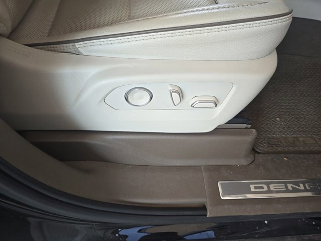 Used 2021 GMC Yukon Denali SUV