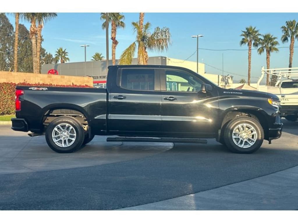 Used 2022 Chevrolet Silverado 1500 RST Truck Crew Cab