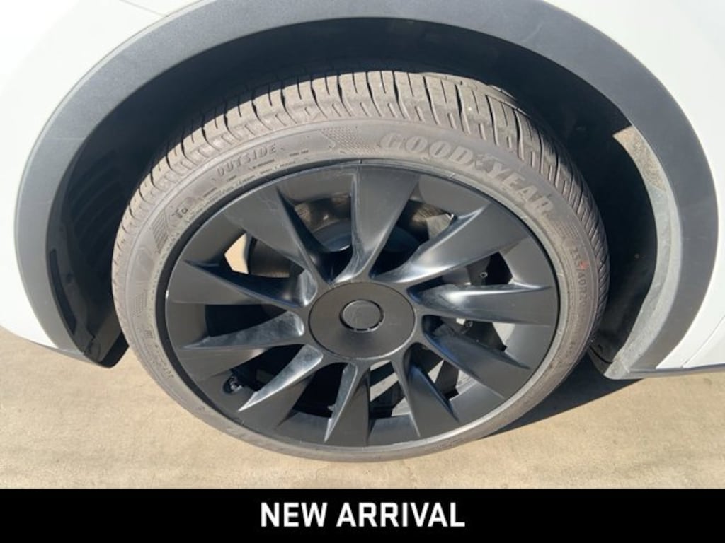Used 2023 Tesla Model Y Long Range SUV