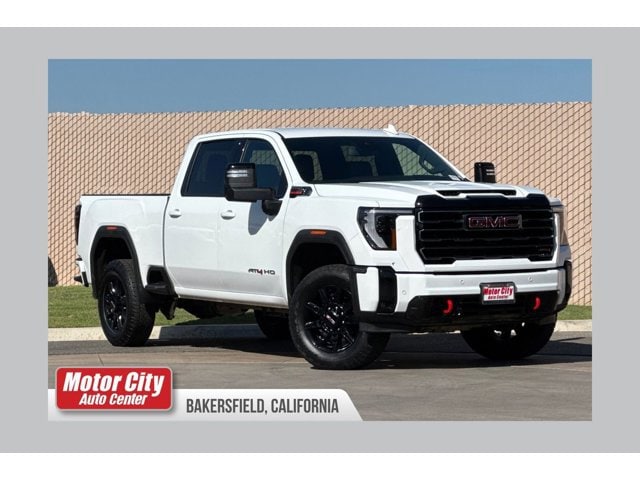 2026 GMC Sierra 4WD Crew Cab Standard Box AT4's photo