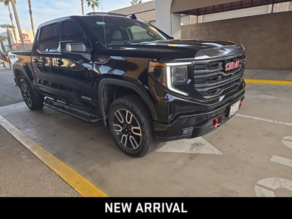 Used 2024 GMC Sierra 1500 AT4 Truck Crew Cab