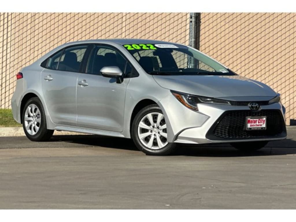 Used 2022 Toyota Corolla LE Sedan
