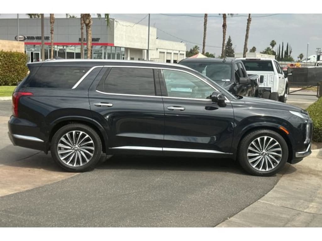 Used 2023 Hyundai Palisade Calligraphy SUV