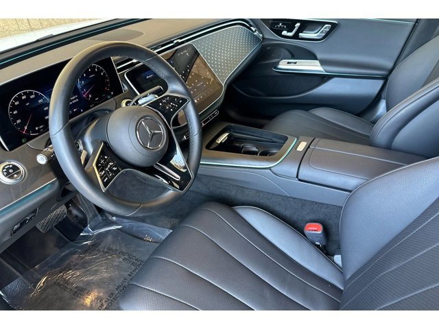 2025 Mercedes-Benz E-Class E350 - Photo 10