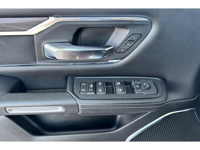 2025 RAM Ram 1500 Pickup Laramie - Photo 11