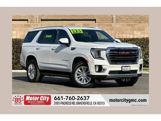 2024 GMC Yukon SLT's photo