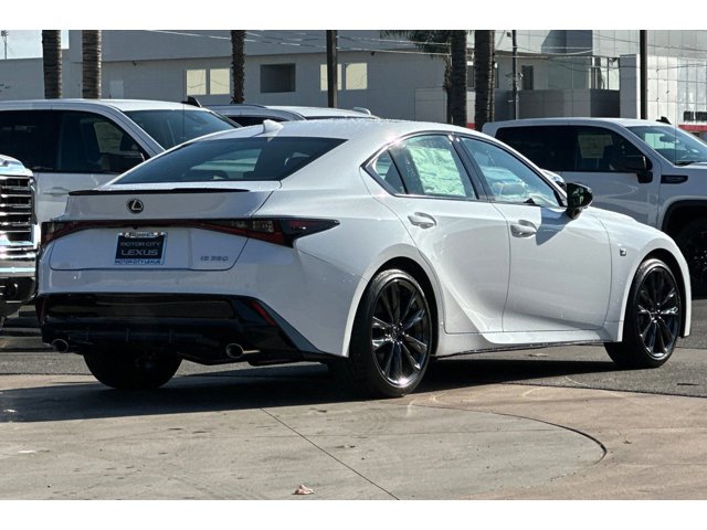 2025 Lexus IS 350 F SPORT photo 4
