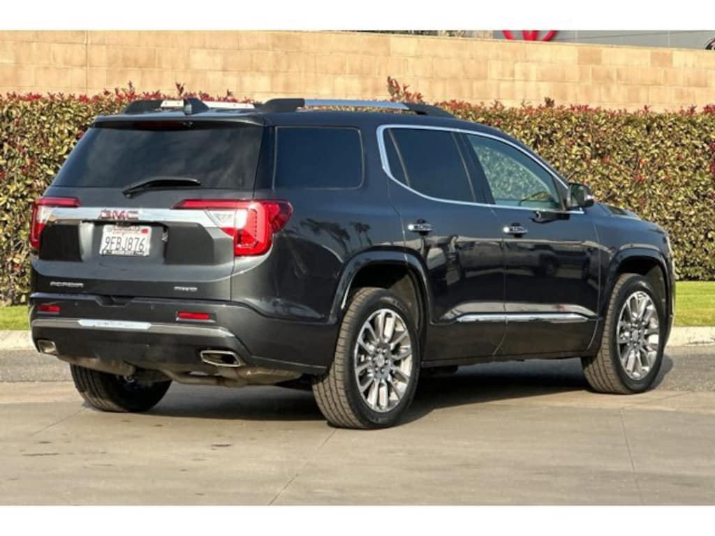 Used 2023 GMC Acadia Denali SUV