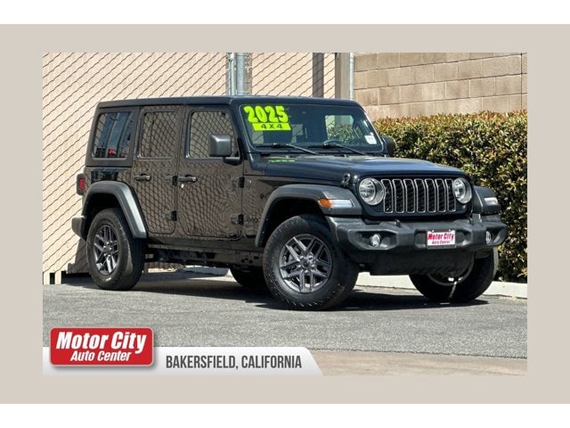 2025 Jeep Wrangler Sport S's photo