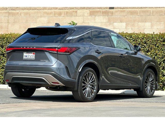 2024 Lexus RX 350h Luxury photo 3