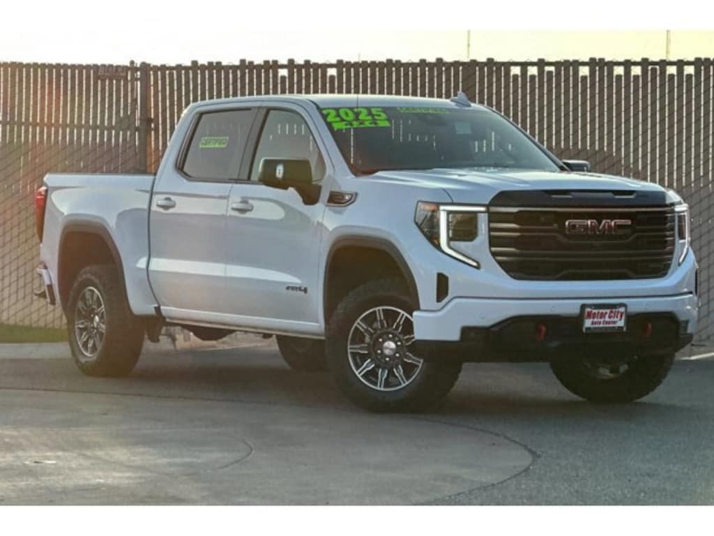 Used 2025 GMC Sierra 1500 AT4 Truck Crew Cab