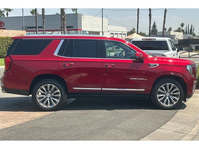 2021 Gmc Yukon Denali photo 2