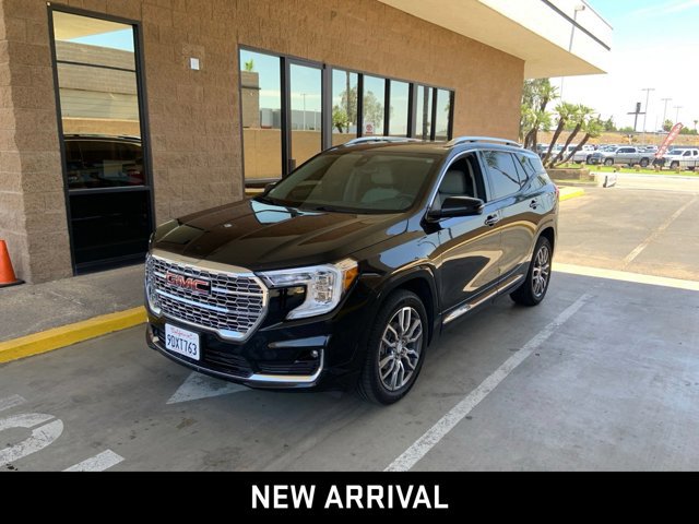 2022 GMC Terrain Denali AWD's photo