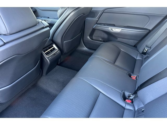 2026 Lexus ES BEV 500e Premium AWD - Photo 14
