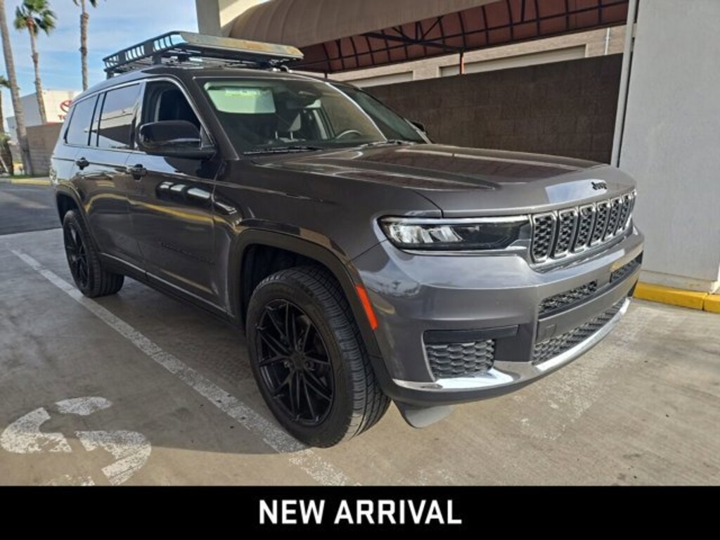 Used 2022 Jeep Grand Cherokee L Laredo SUV
