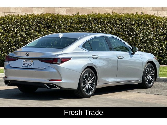 2024 Lexus ES 350 Premium photo 4