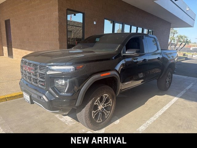 2024 GMC Canyon 4WD AT4 Crew Cab Short Box's photo
