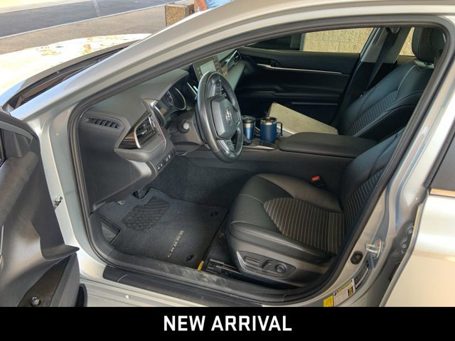 2023 Toyota Camry SE photo 3