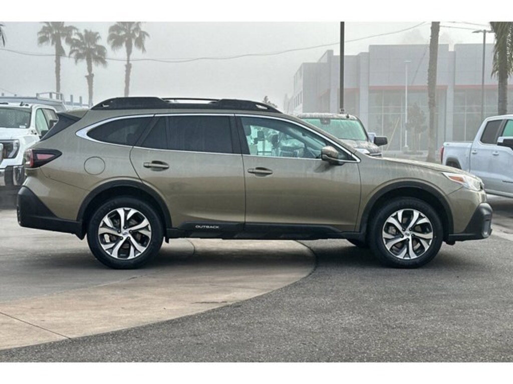 Used 2022 Subaru Outback Limited SUV