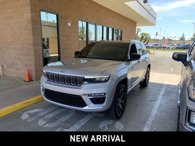 2022 Jeep Grand Cherokee Summit 4xe 4x4's photo