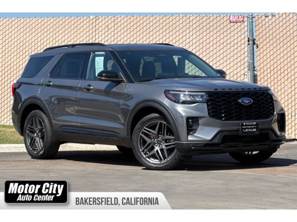 Used 2025 Ford Explorer ST-Line SUV