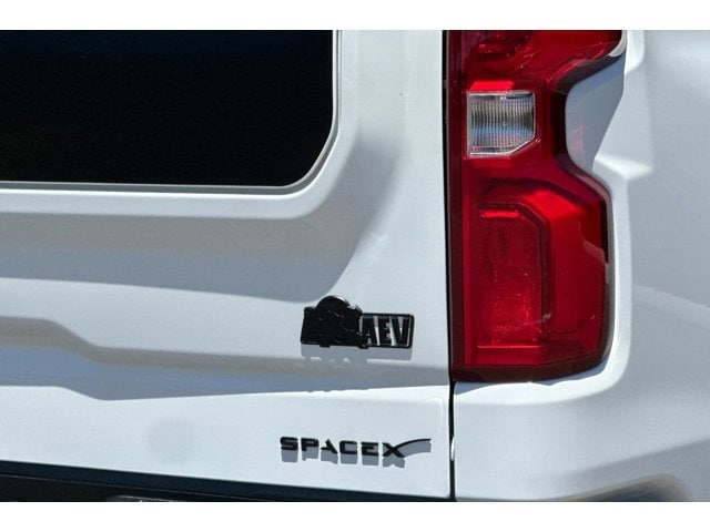 2024 Chevrolet Silverado 1500 ZR2 - Photo 27