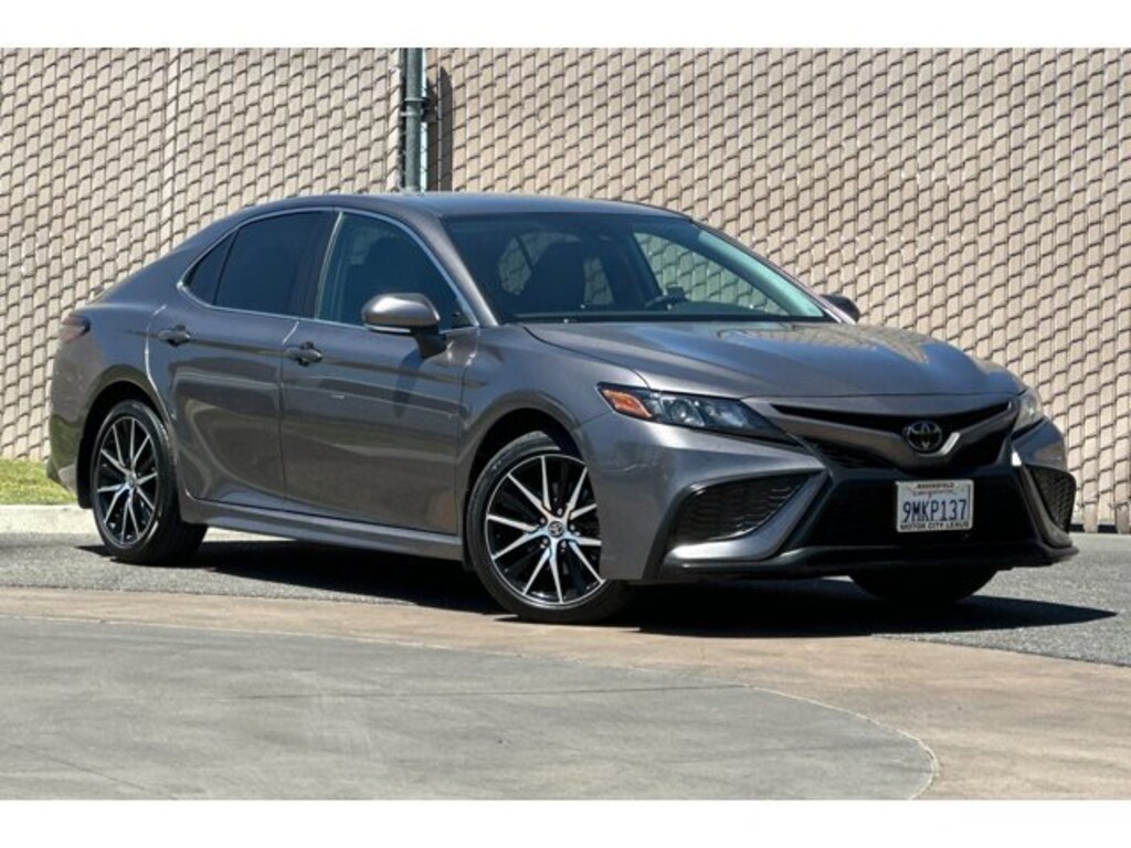 Used 2024 Toyota Camry SE Sedan