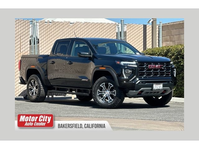 2024 GMC Canyon 4WD AT4 Crew Cab Short Box's photo